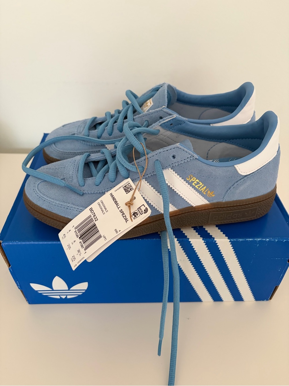Brand new Adidas Handball Spezial Sneakers in Light Blue and White